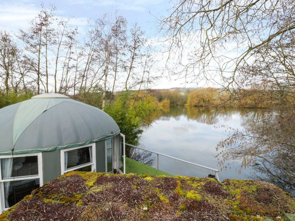 Glamping sites in Beckford